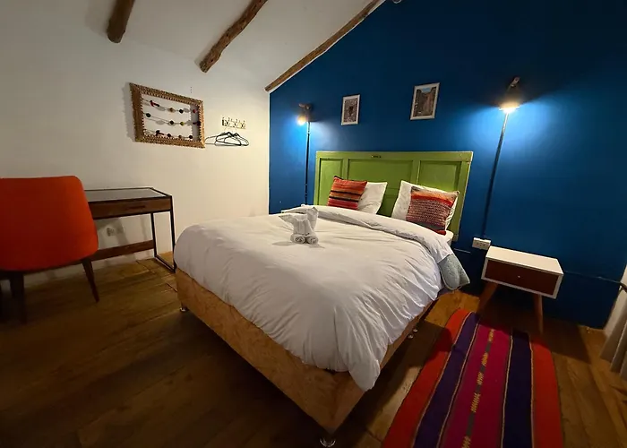 Anido House