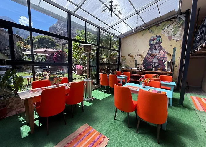 Hotel Anido House