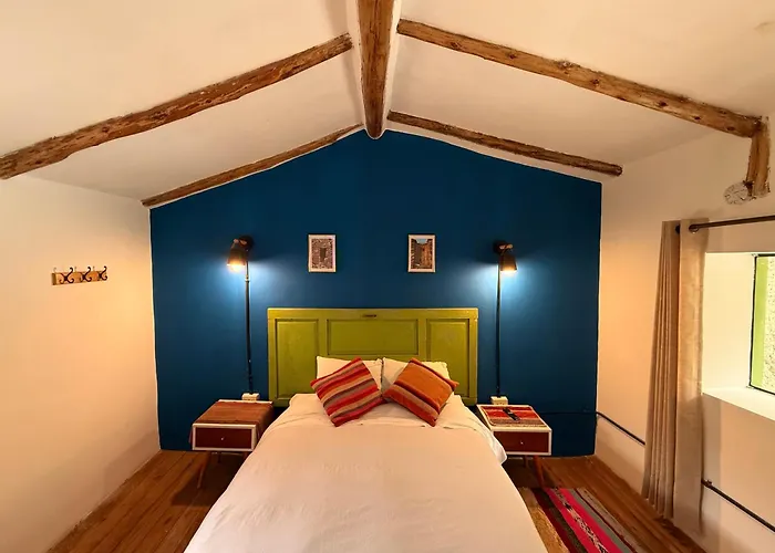Hotel Anido House